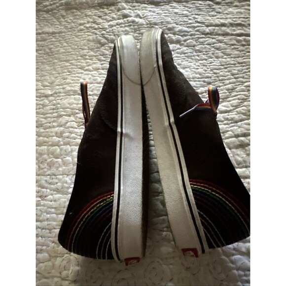 Vans Love Is Love Pride Sneakers Embroidered Size 13 - Picture 3 of 9